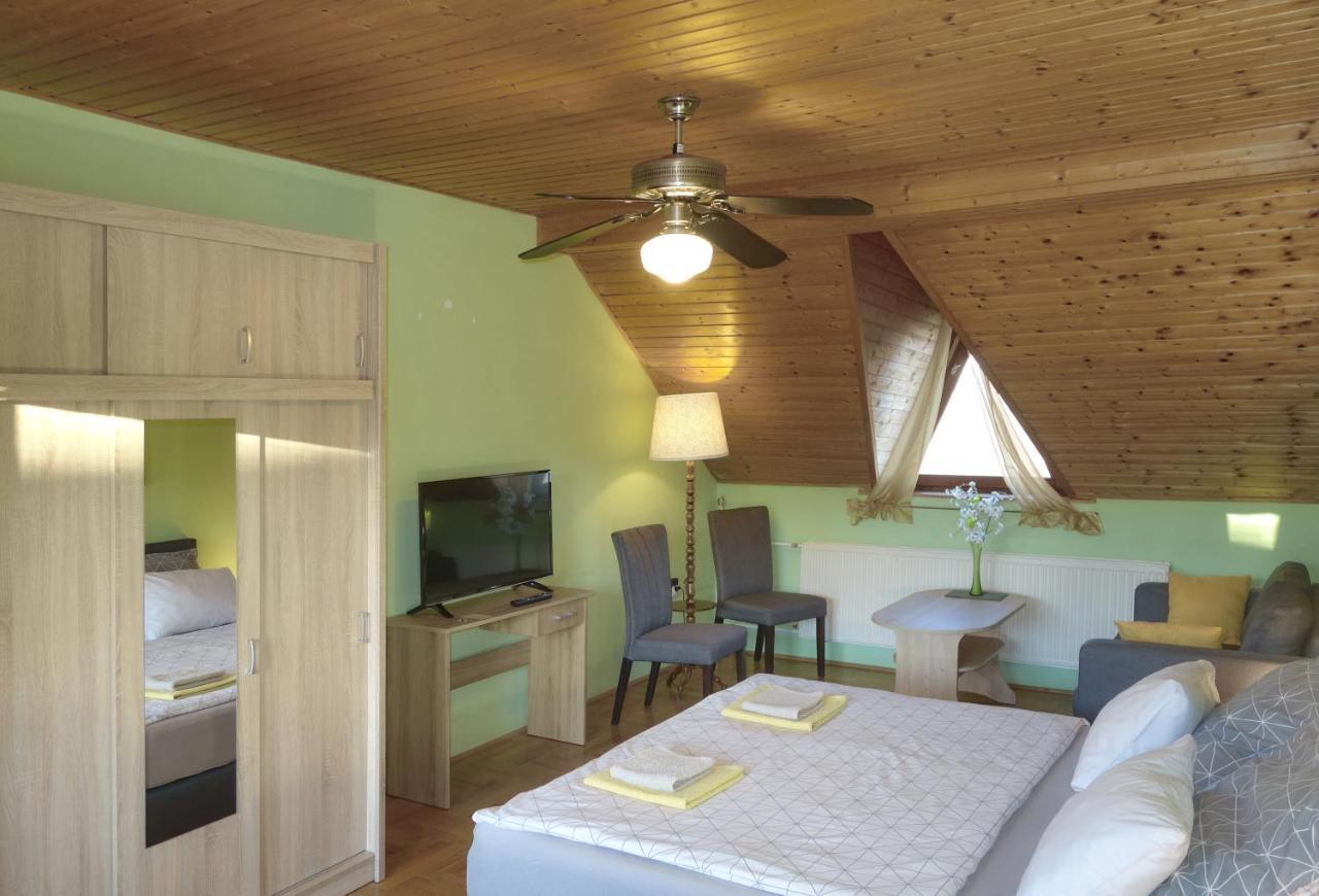 Tolena Heviz Apartments Luaran gambar